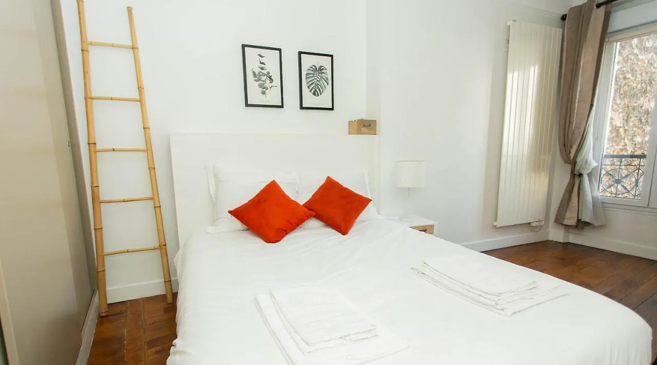Le Marais Republique City Apartment Paris France